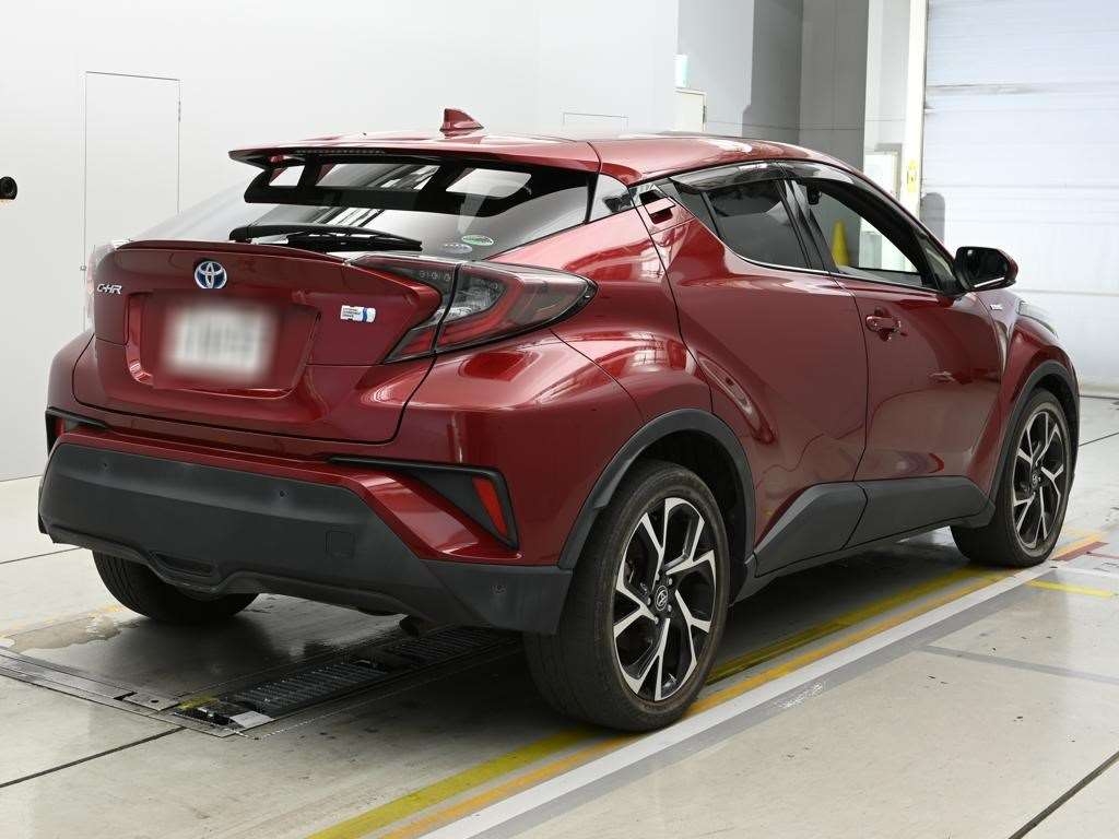 TOYOTA C-HR