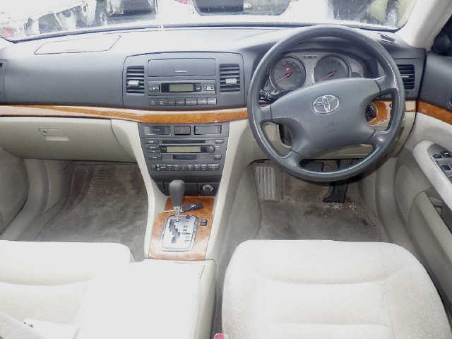 TOYOTA MARK II