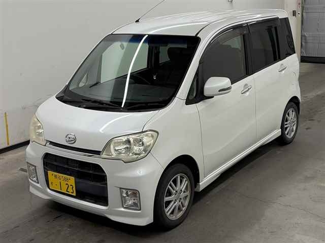 DAIHATSU TANTO EXE