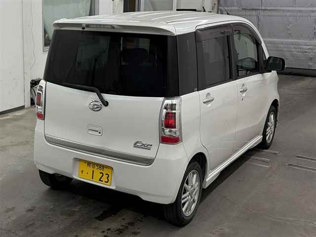 DAIHATSU TANTO EXE