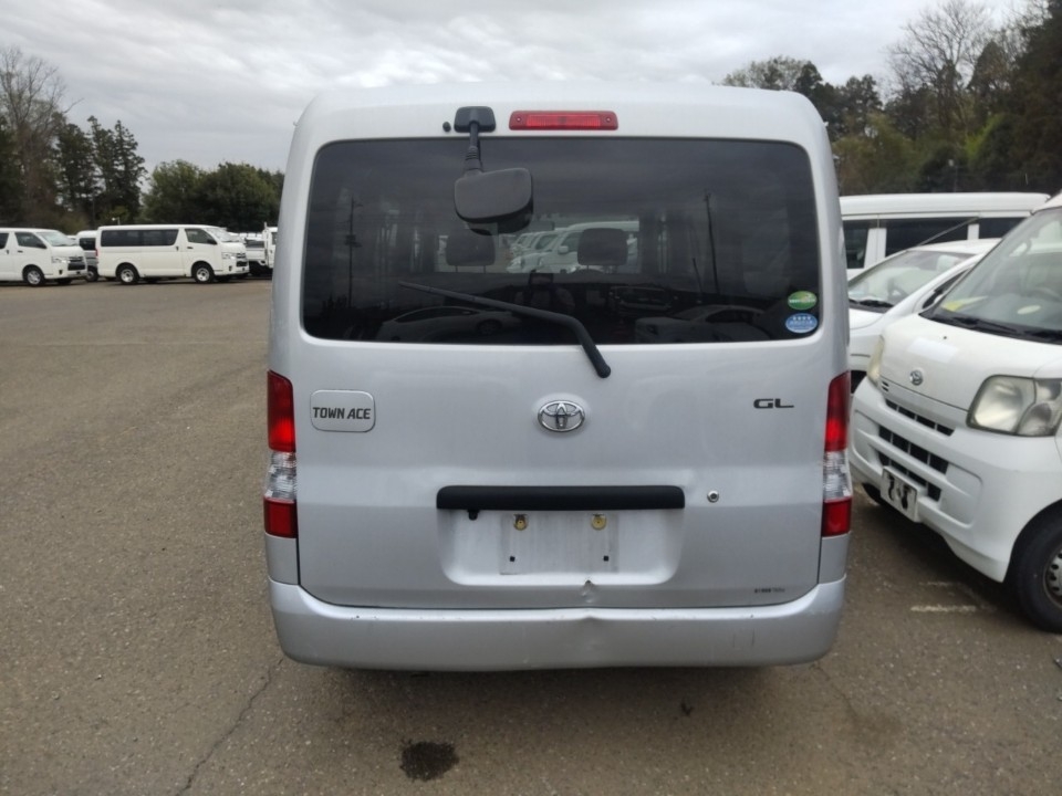 TOYOTA TOWN ACE