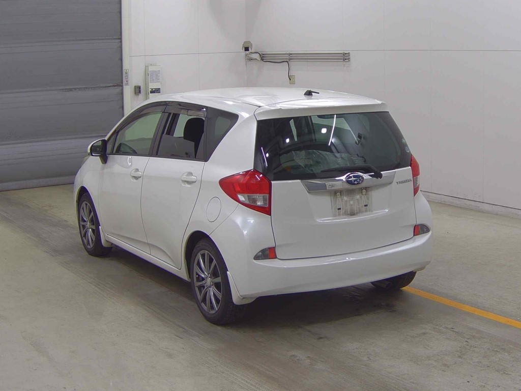 SUBARU TREZIA