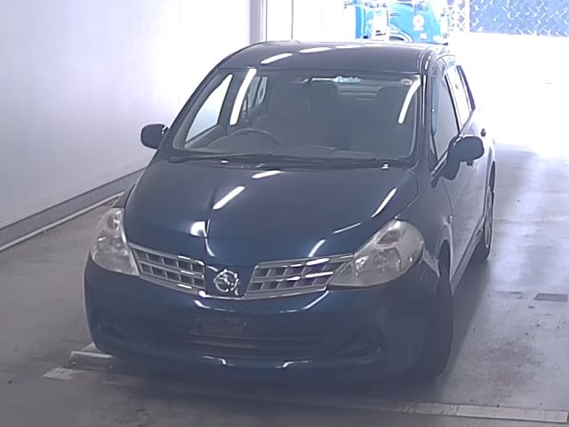 NISSAN TIIDA LATIO
