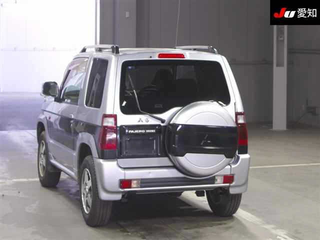 MITSUBISHI PAJERO MINI