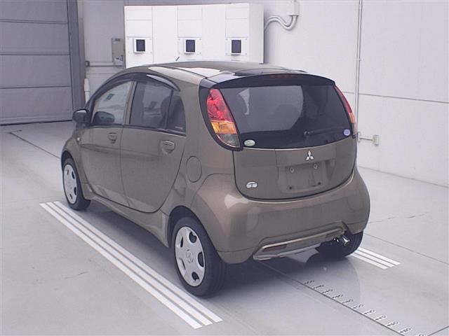 MITSUBISHI I