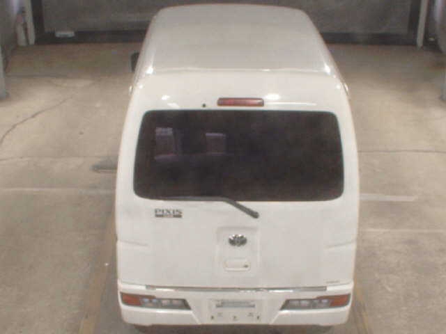 TOYOTA PIXIS VAN