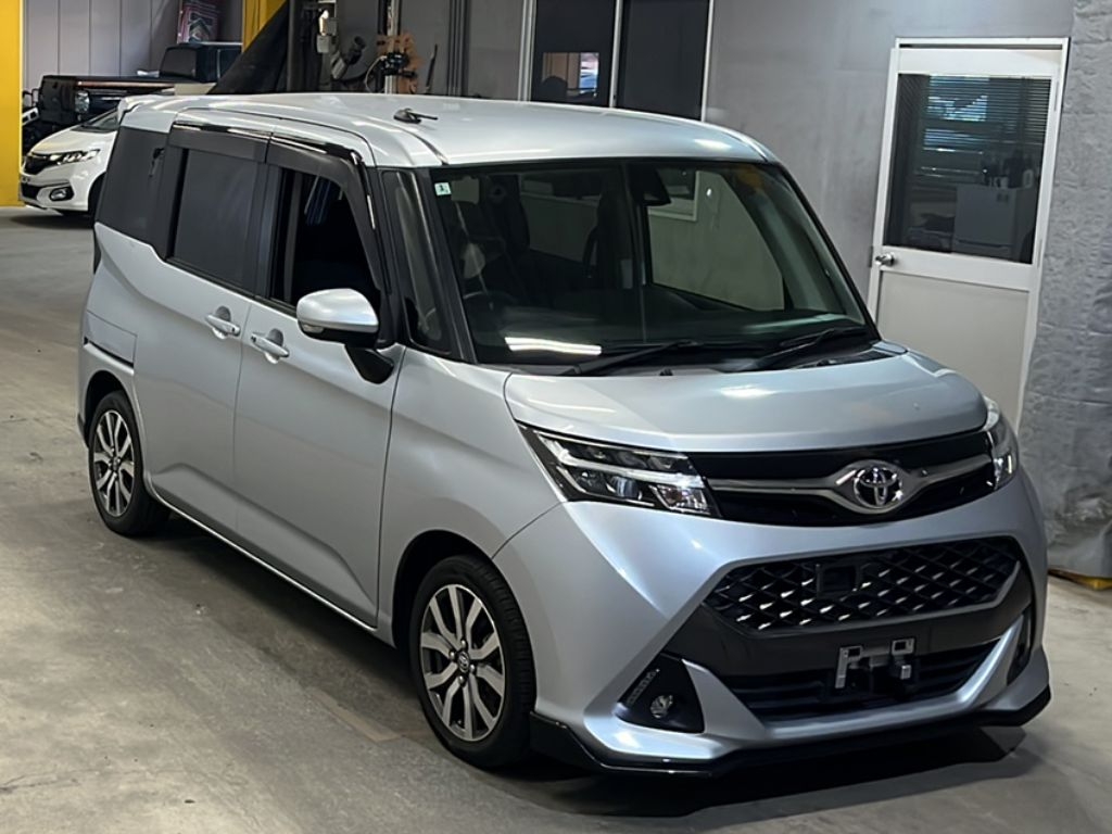TOYOTA TANK