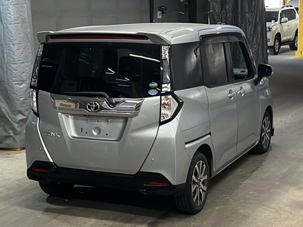 TOYOTA TANK