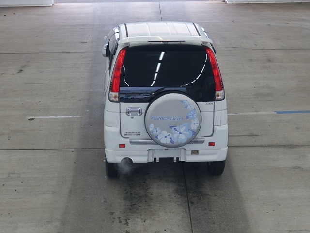 DAIHATSU TERIOS KID