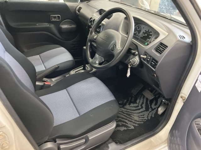 DAIHATSU TERIOS KID