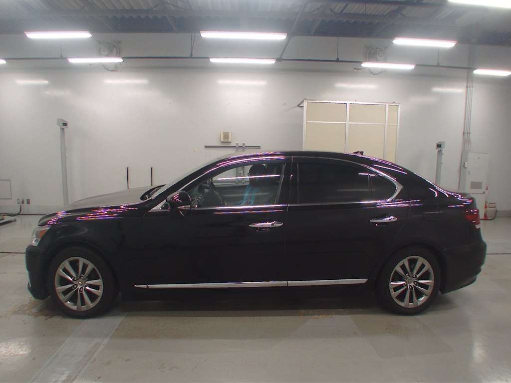 LEXUS LS460