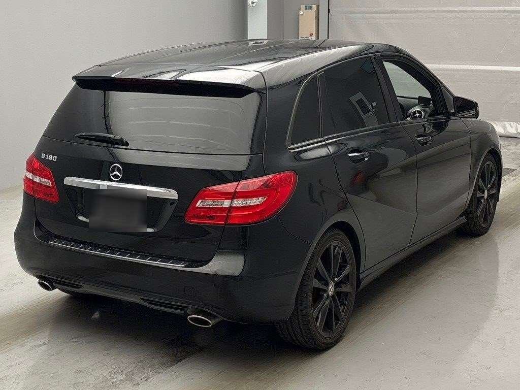 MERCEDES-BENZ B-CLASS