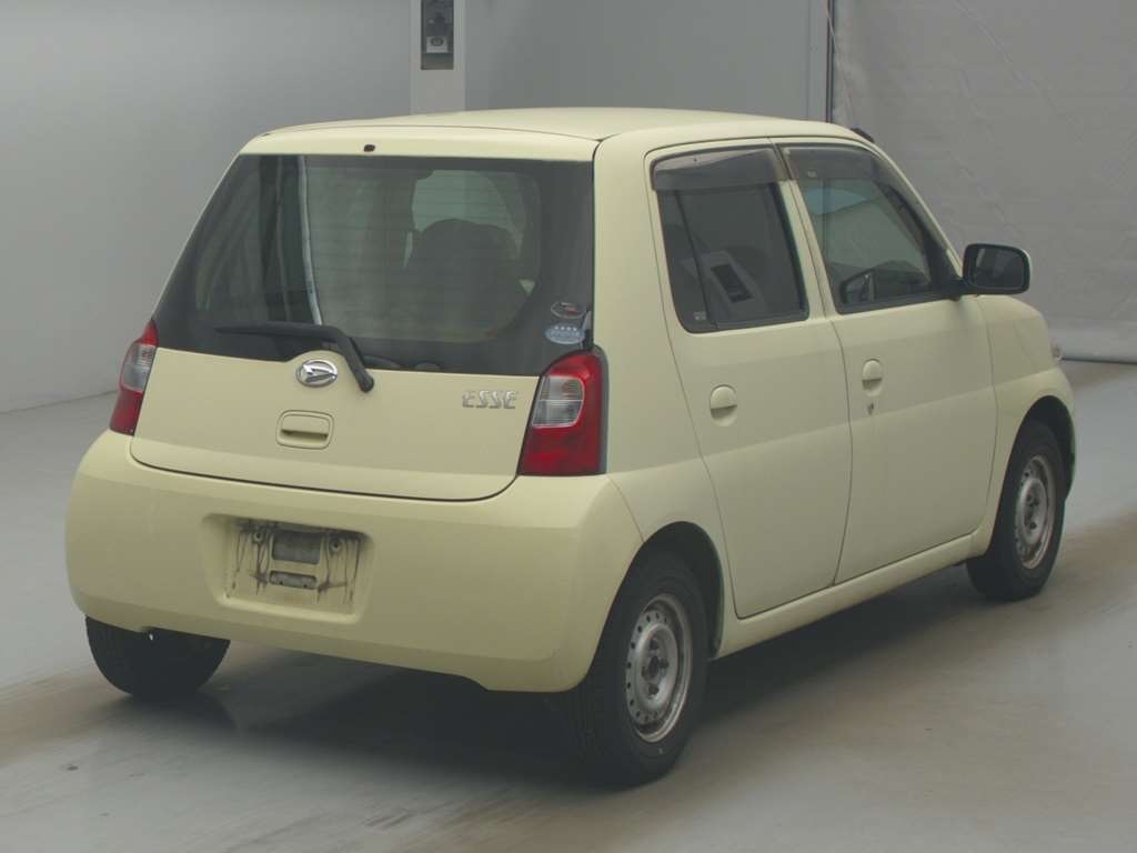 DAIHATSU ESSE