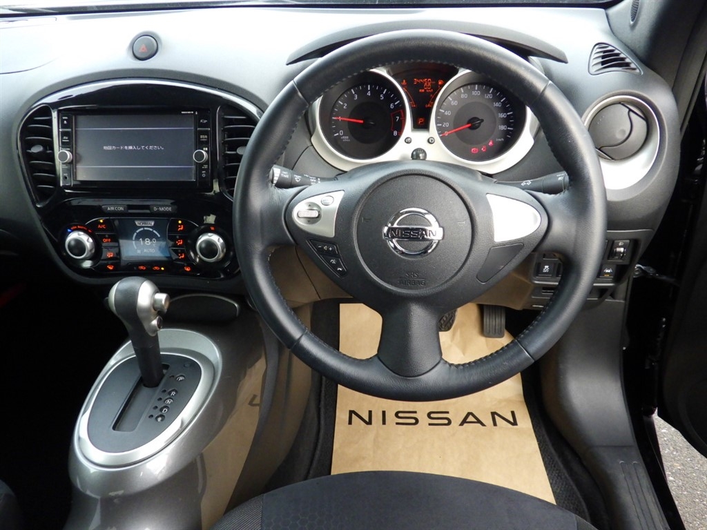 NISSAN JUKE
