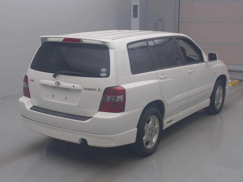 TOYOTA KLUGER V