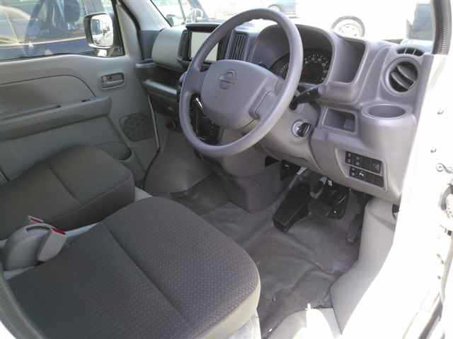 NISSAN NV100 CLIPPER
