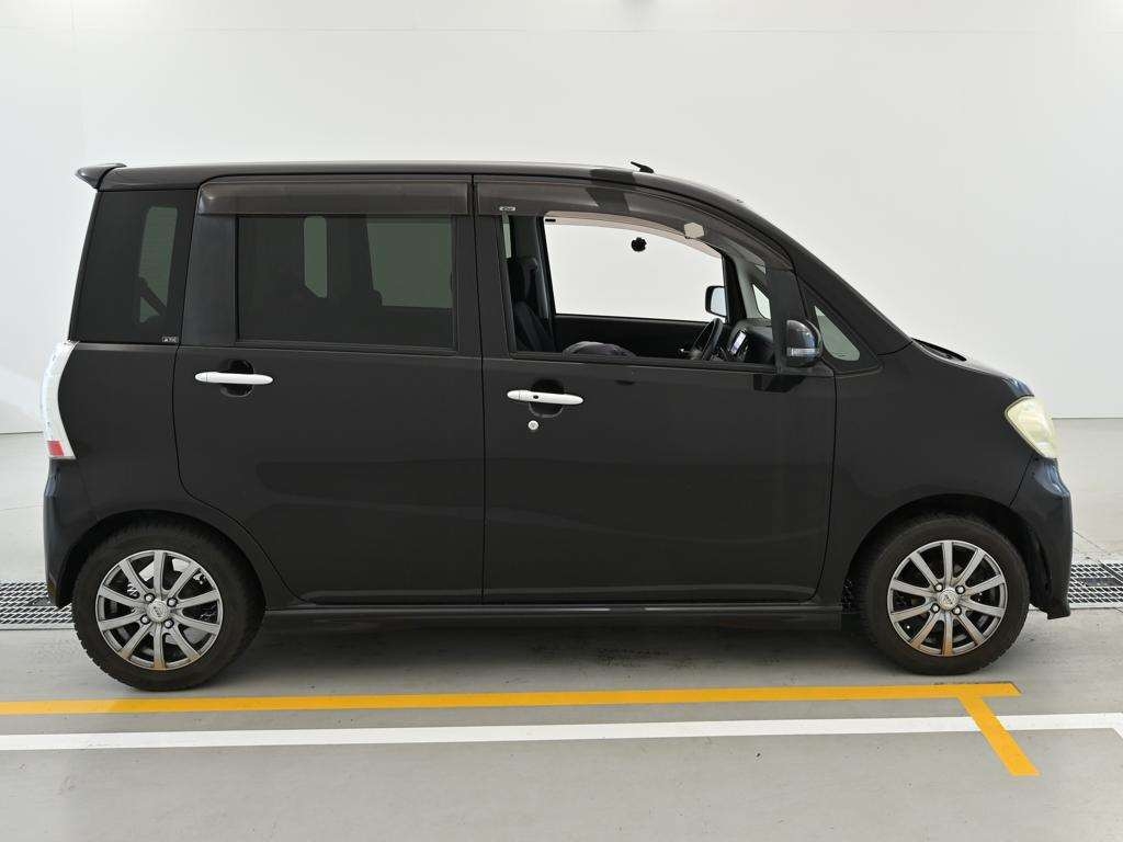 DAIHATSU TANTO EXE