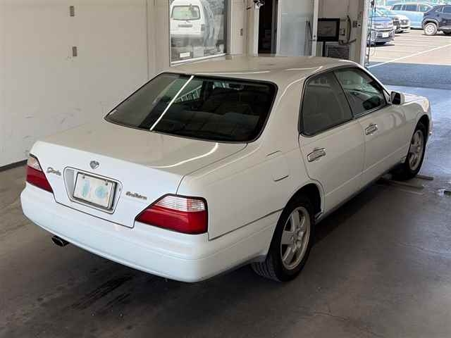 NISSAN GLORIA