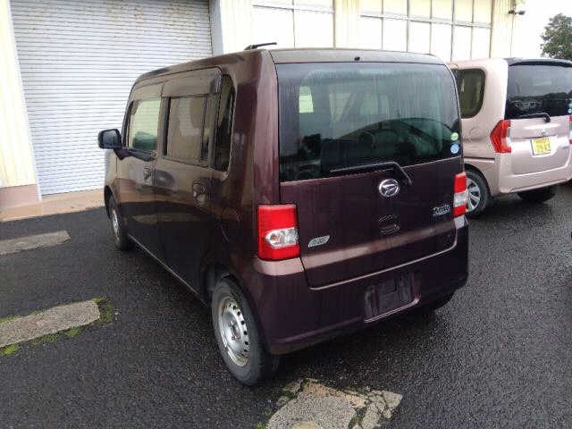 DAIHATSU MOVE CONTE