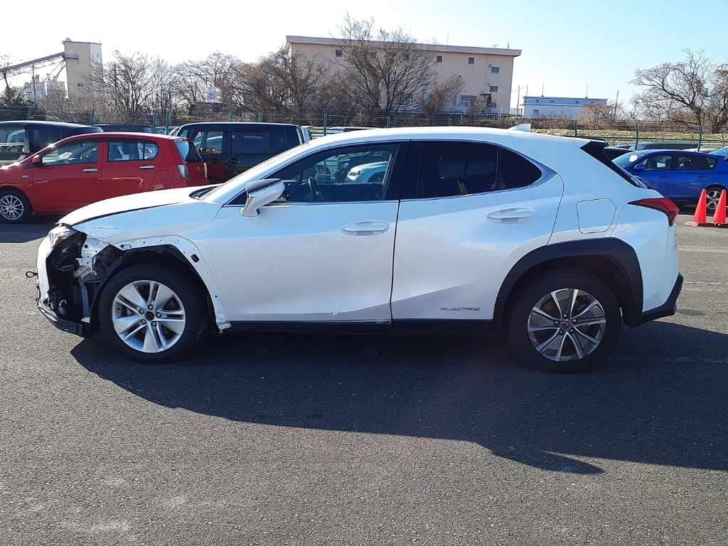 LEXUS UX300E