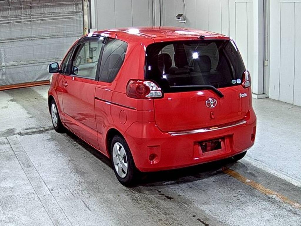 TOYOTA PORTE