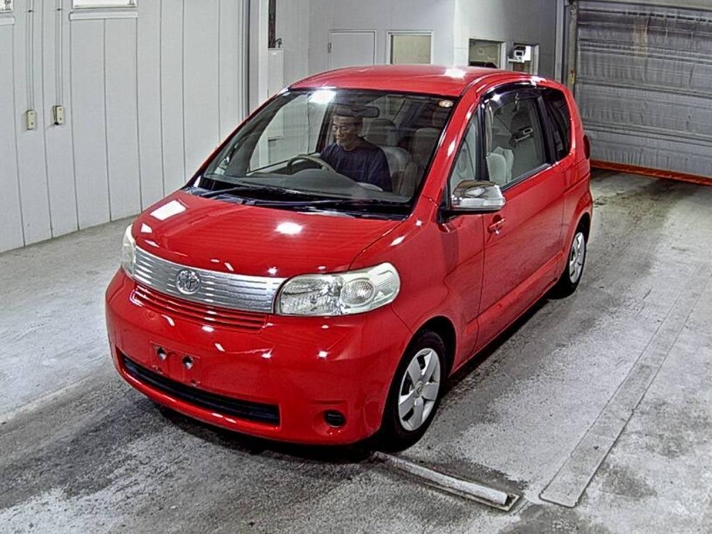 TOYOTA PORTE