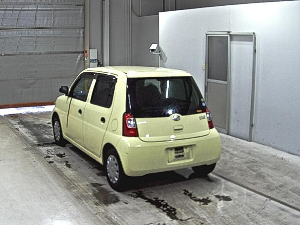 DAIHATSU ESSE