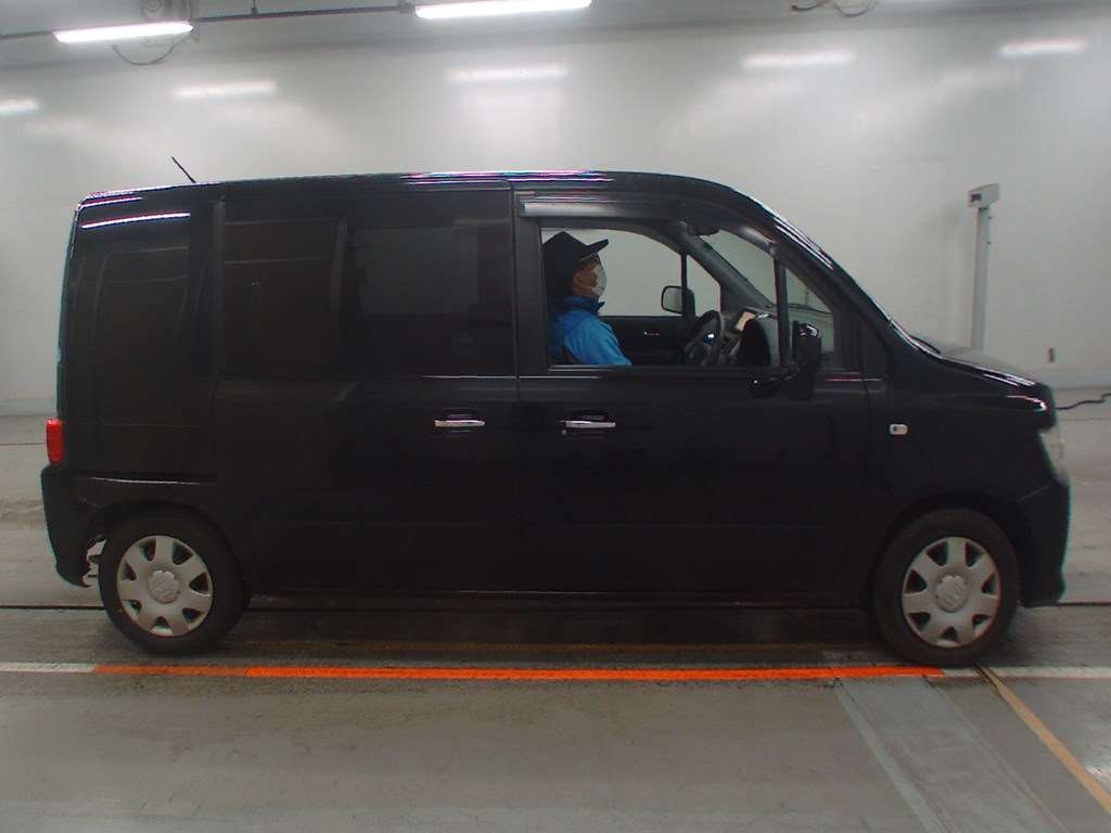 HONDA MOBILIO SPIKE