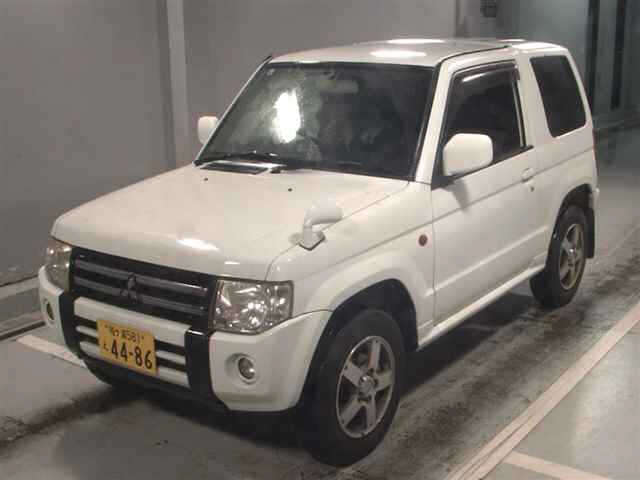 MITSUBISHI PAJERO MINI