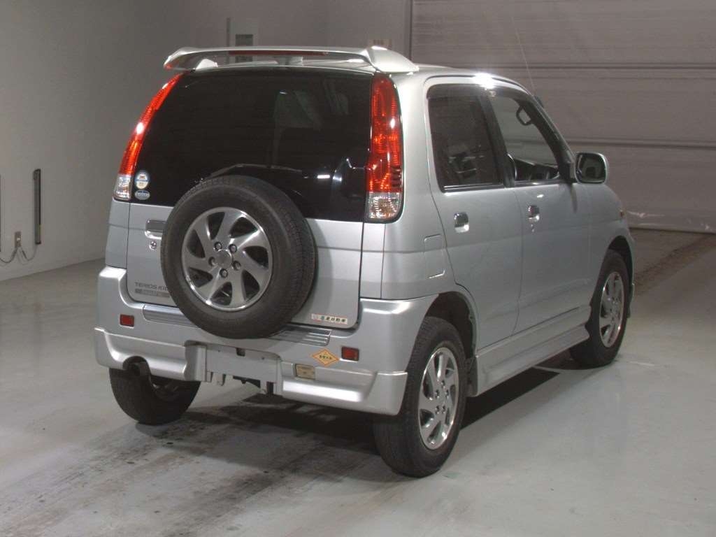 DAIHATSU TERIOS KID