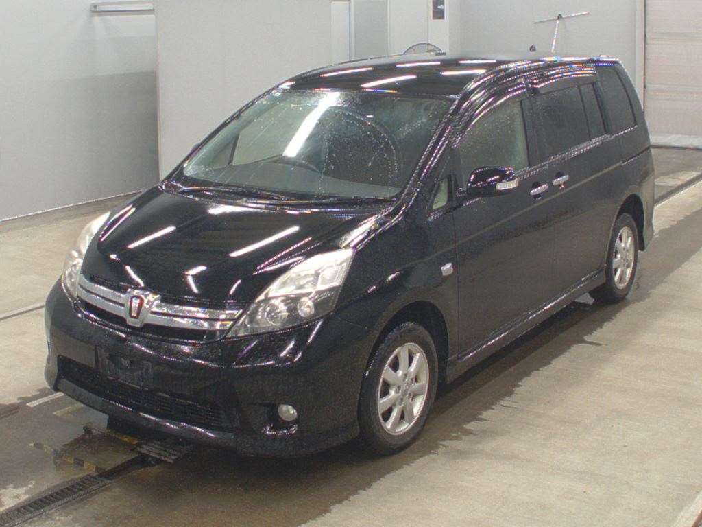 TOYOTA ISIS