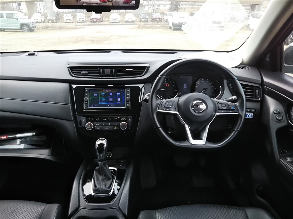 NISSAN X-TRAIL