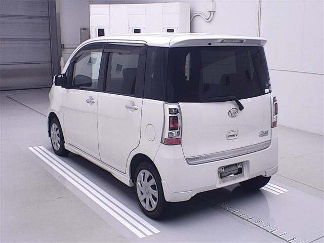 DAIHATSU TANTO EXE