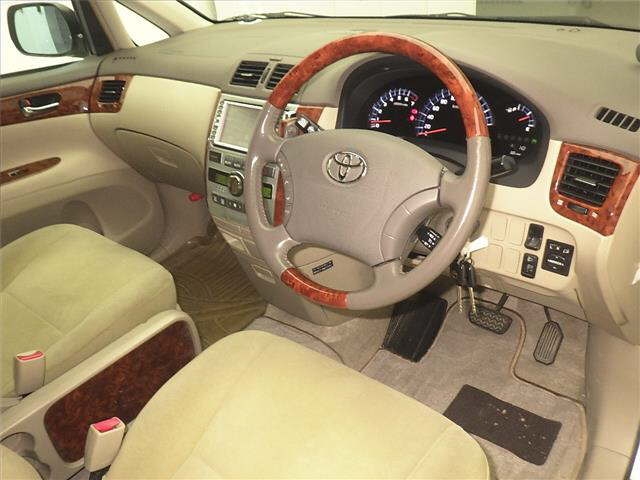 TOYOTA IPSUM