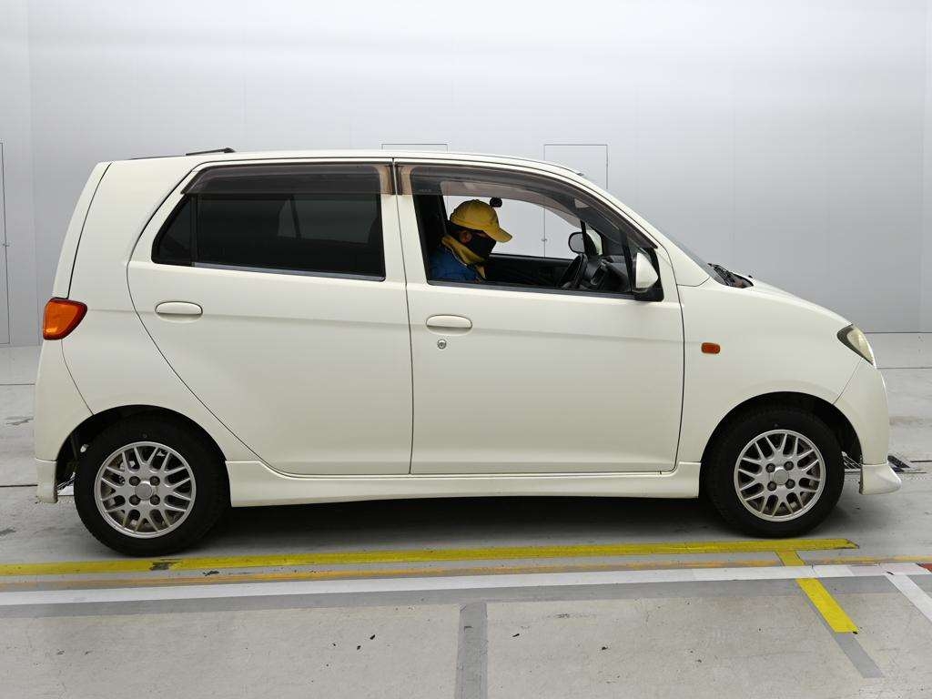 DAIHATSU MAX