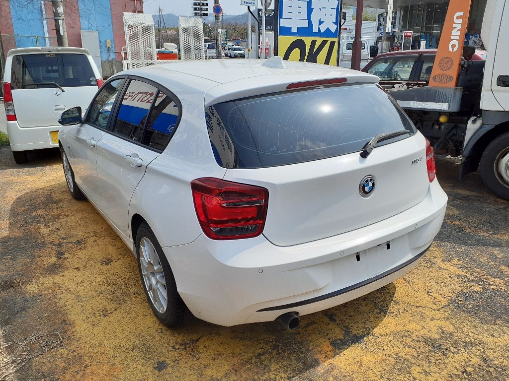 BMW 1-SERIES