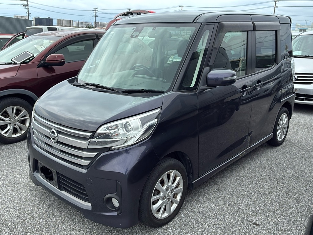 NISSAN DAYZ ROOX