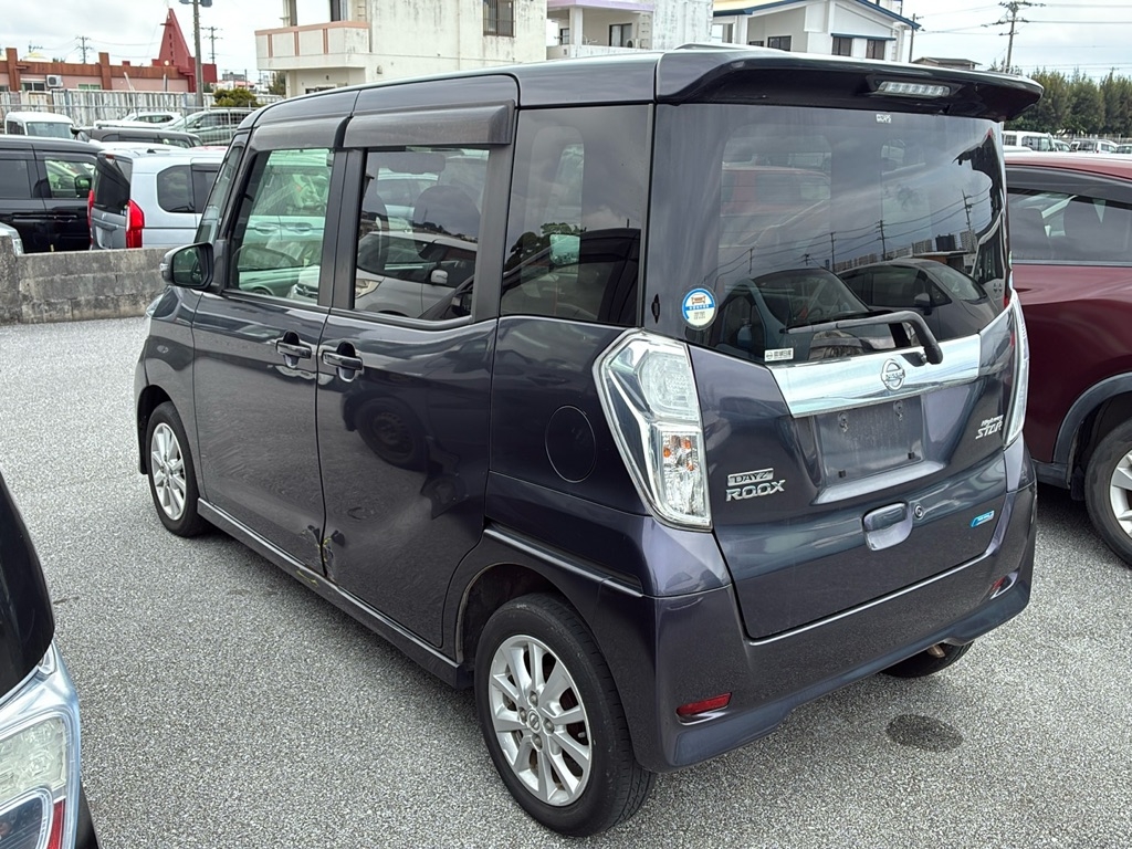 NISSAN DAYZ ROOX