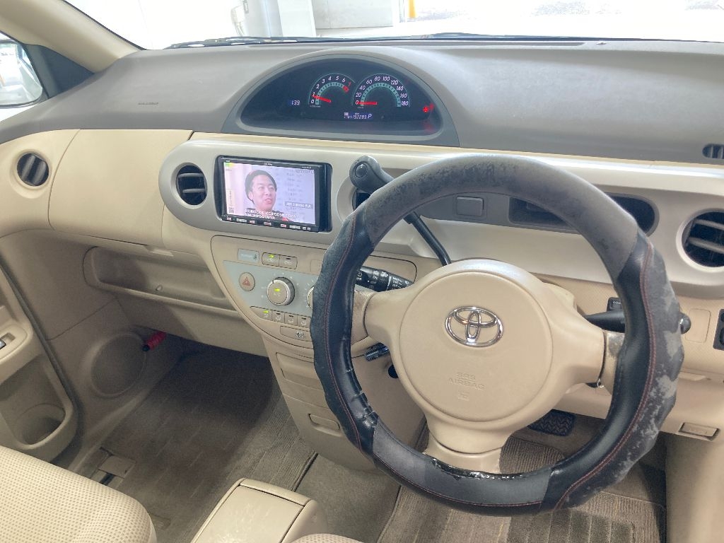 TOYOTA PORTE