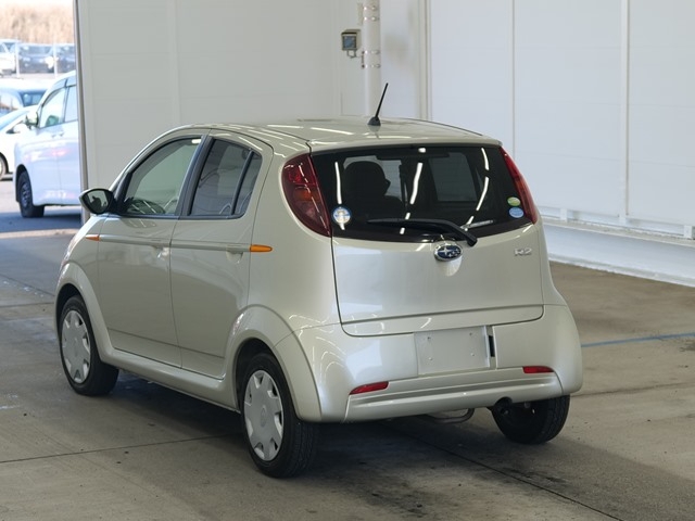 SUBARU R2