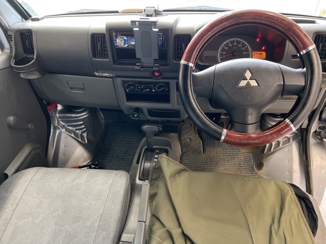 MITSUBISHI MINICAB