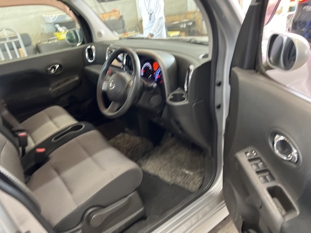NISSAN CUBE