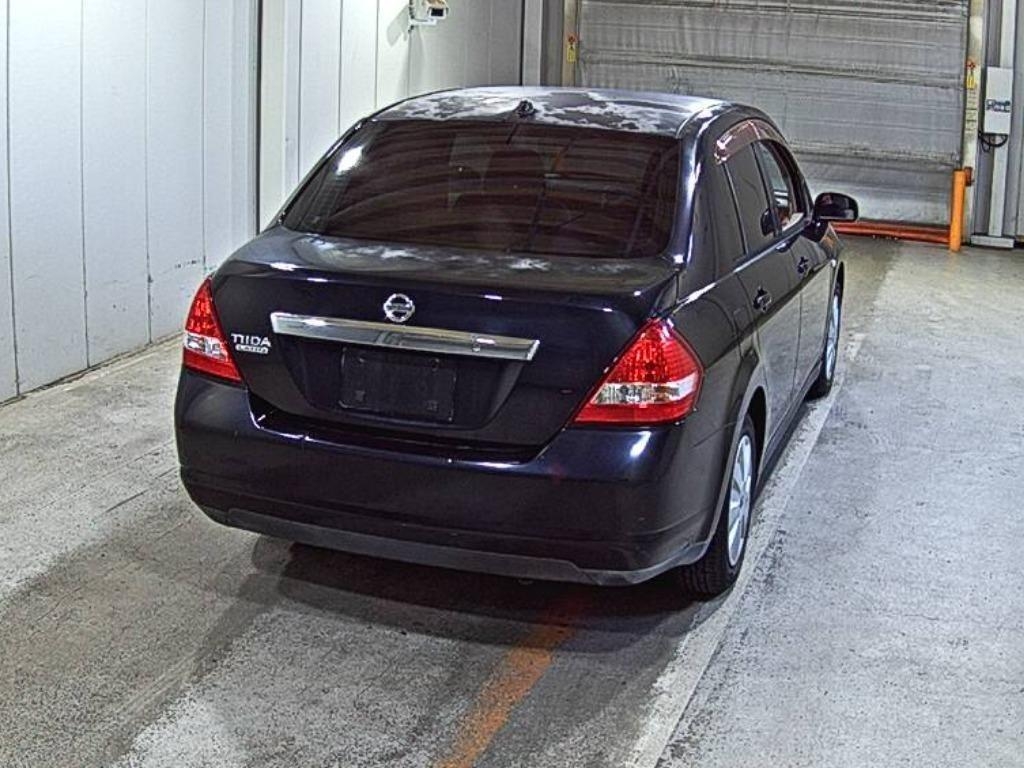 NISSAN TIIDA LATIO