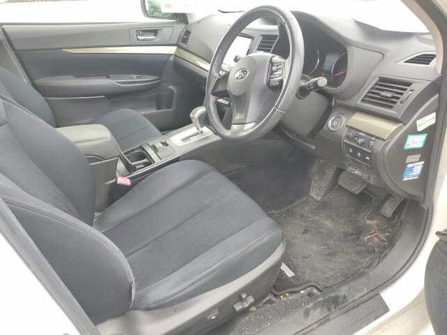 SUBARU LEGACY