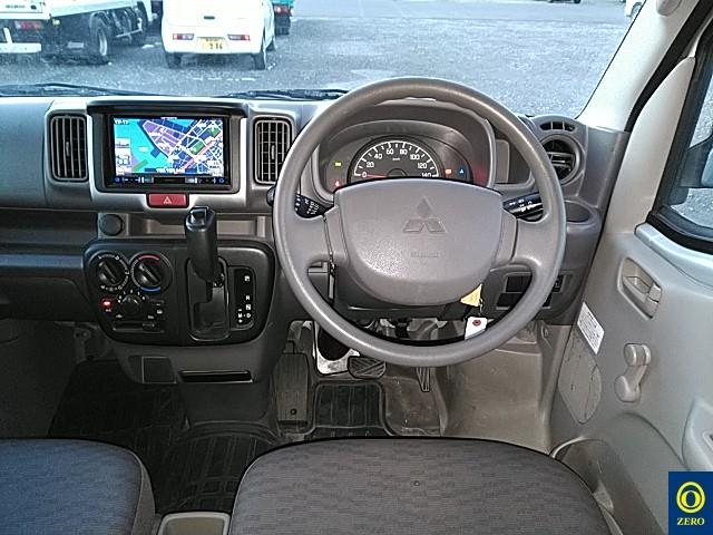 MITSUBISHI MINICAB