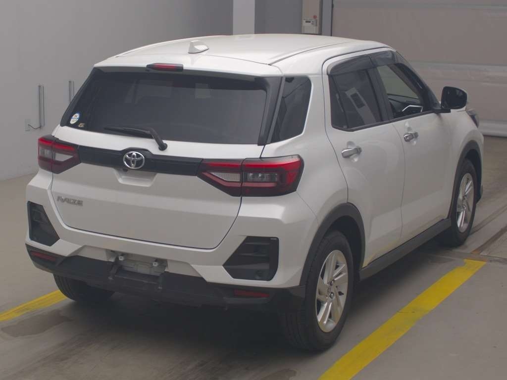 TOYOTA RAIZE