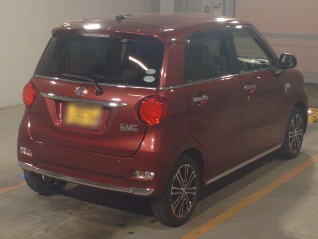 DAIHATSU CAST