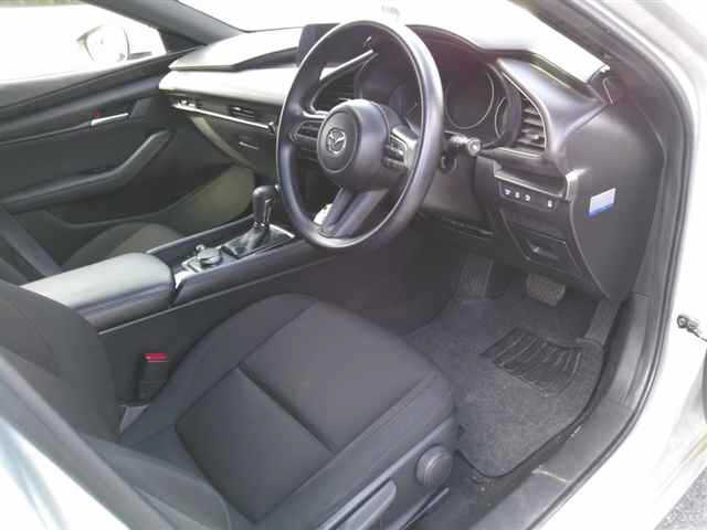 MAZDA MAZDA3