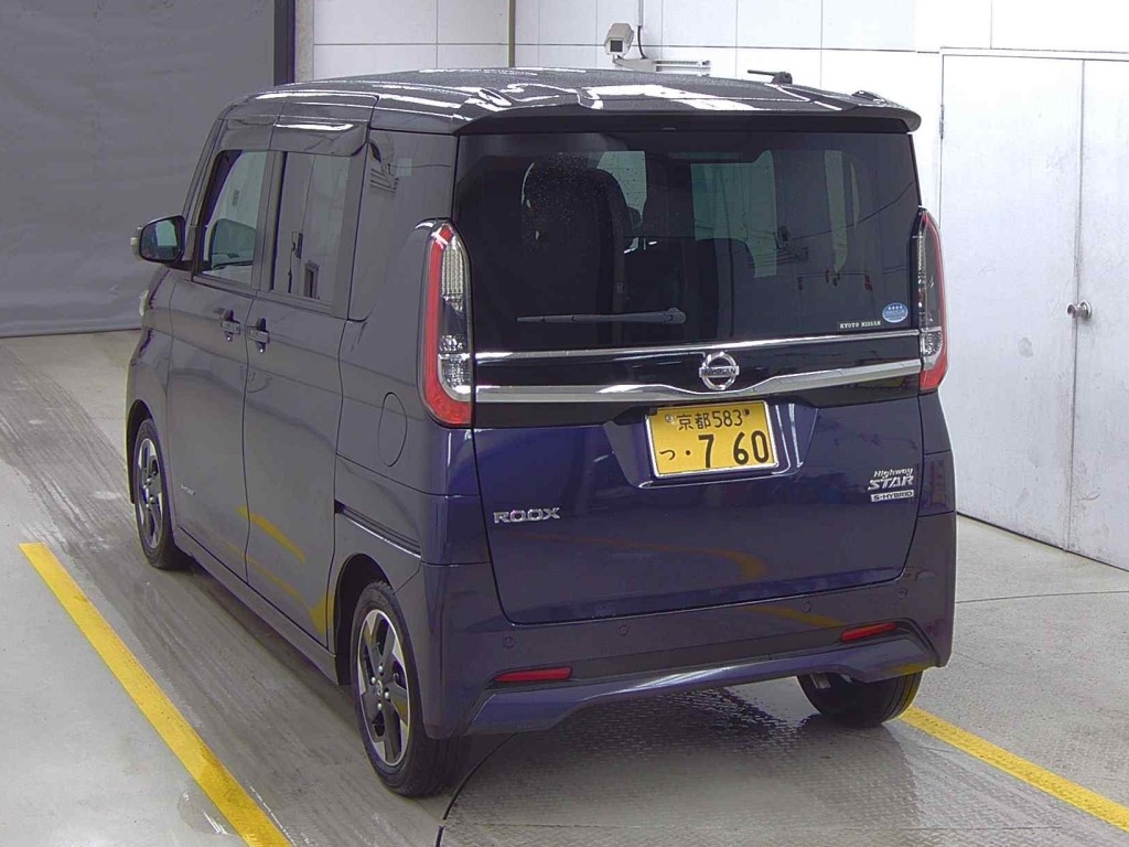 NISSAN ROOX