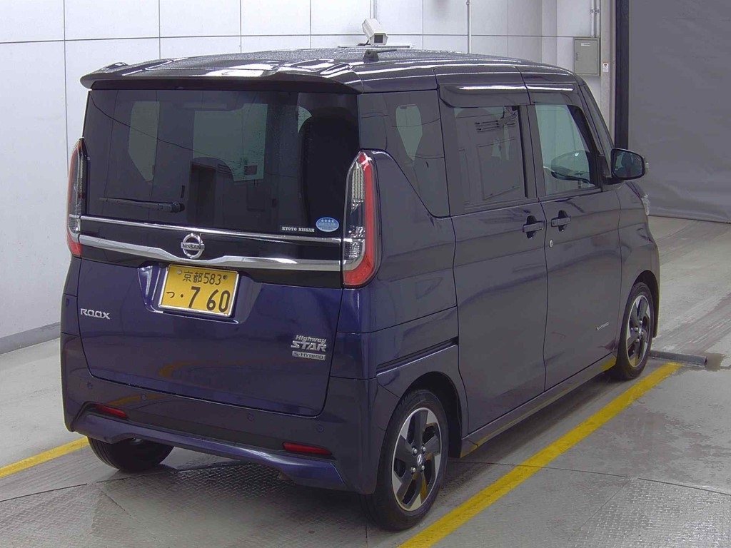 NISSAN ROOX